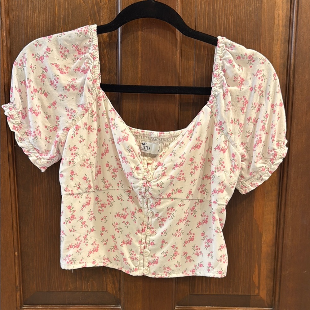 Hollister Floral Crop Blouse Small